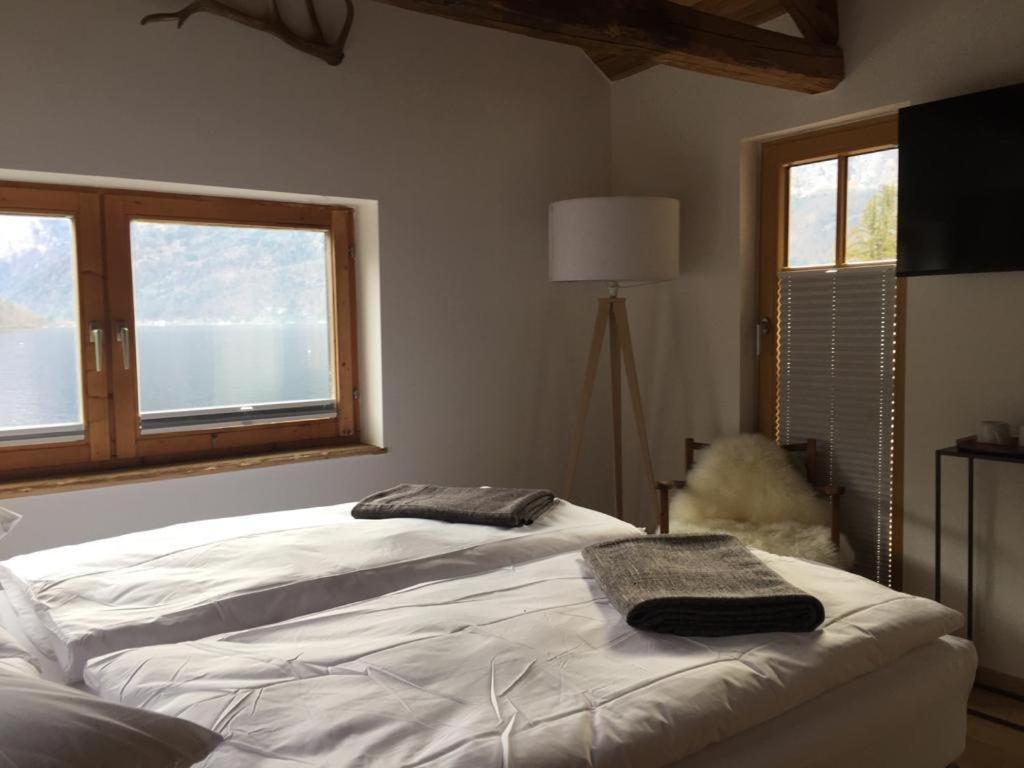 Bootshaus Am Hallstaetter See Hallstatt Buitenkant foto